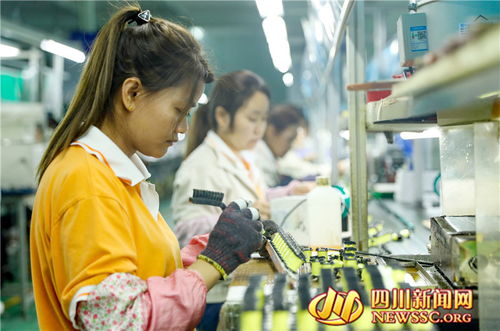 四川廣安 產(chǎn)業(yè)緊隨市場(chǎng)轉(zhuǎn)，電子產(chǎn)品銷售新篇章